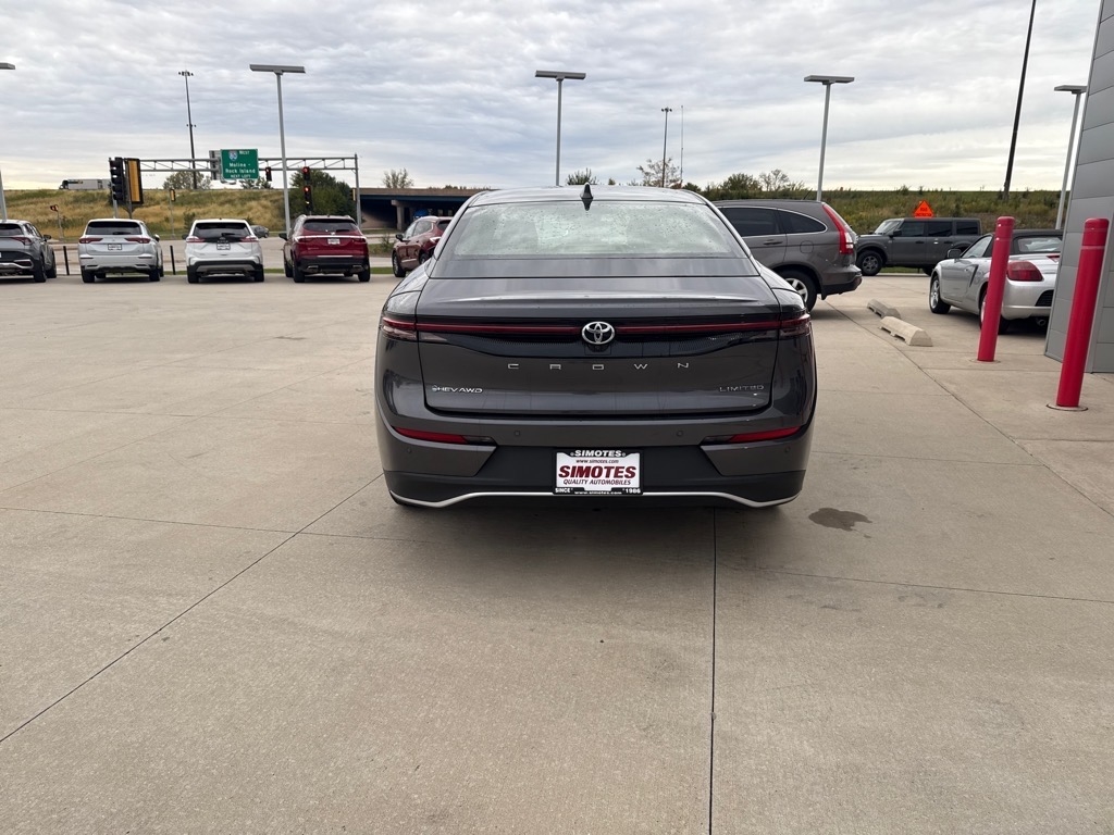 Toyota Crown Limited 2024 Toyota Crown Limited 2024