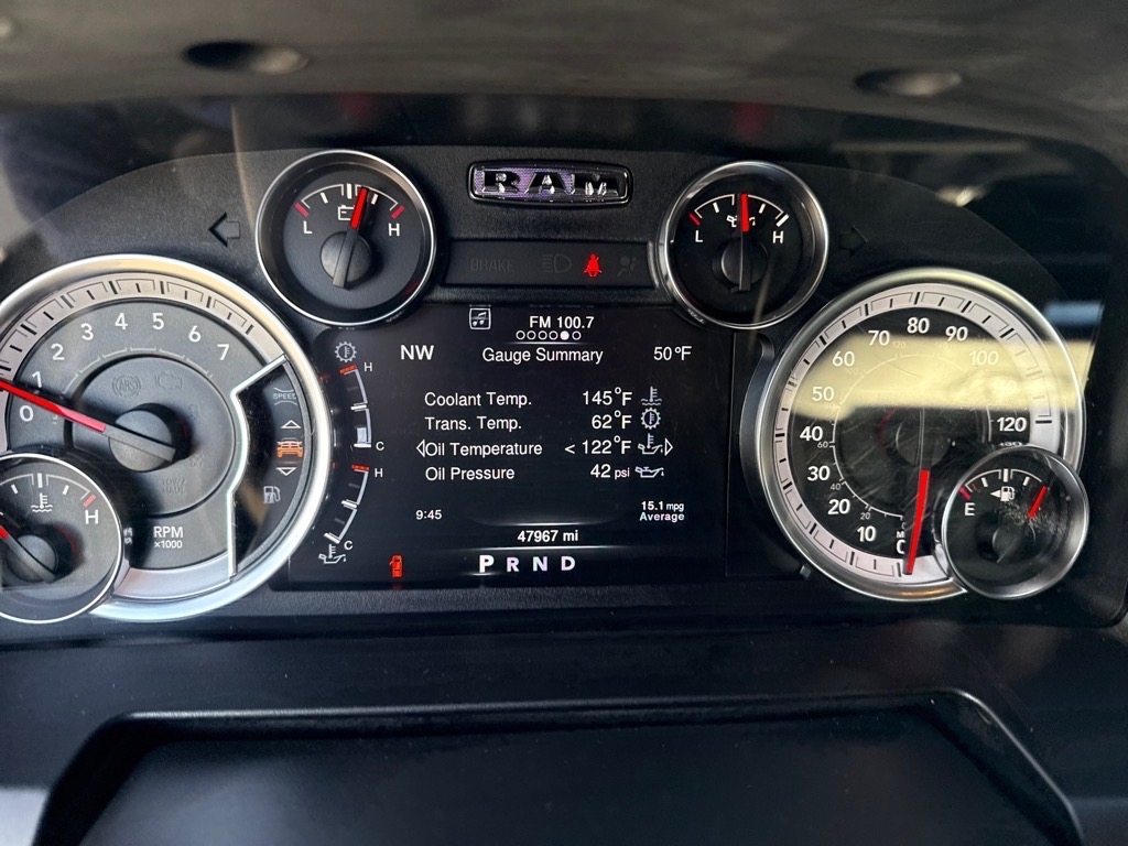 RAM 1500 Classic Tradesman Crew Cab SWB 4WD 2023 RAM 1500 Classic Tradesman Crew Cab SWB 4WD 2023