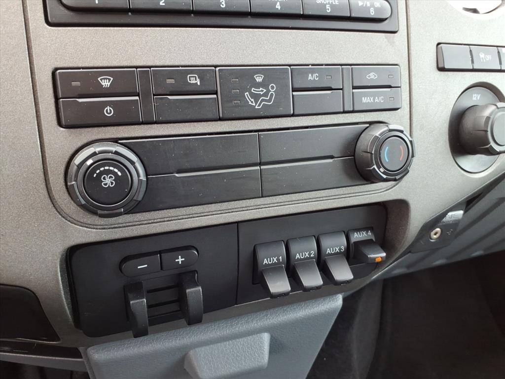 Ford F-250 SD XLT SuperCab 4WD 2011 Ford F-250 SD XLT SuperCab 4WD 2011