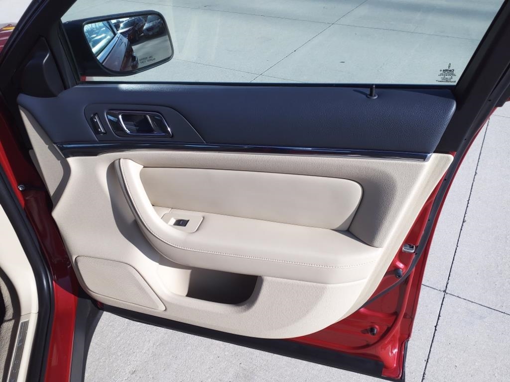 Lincoln MKS AWD 2009