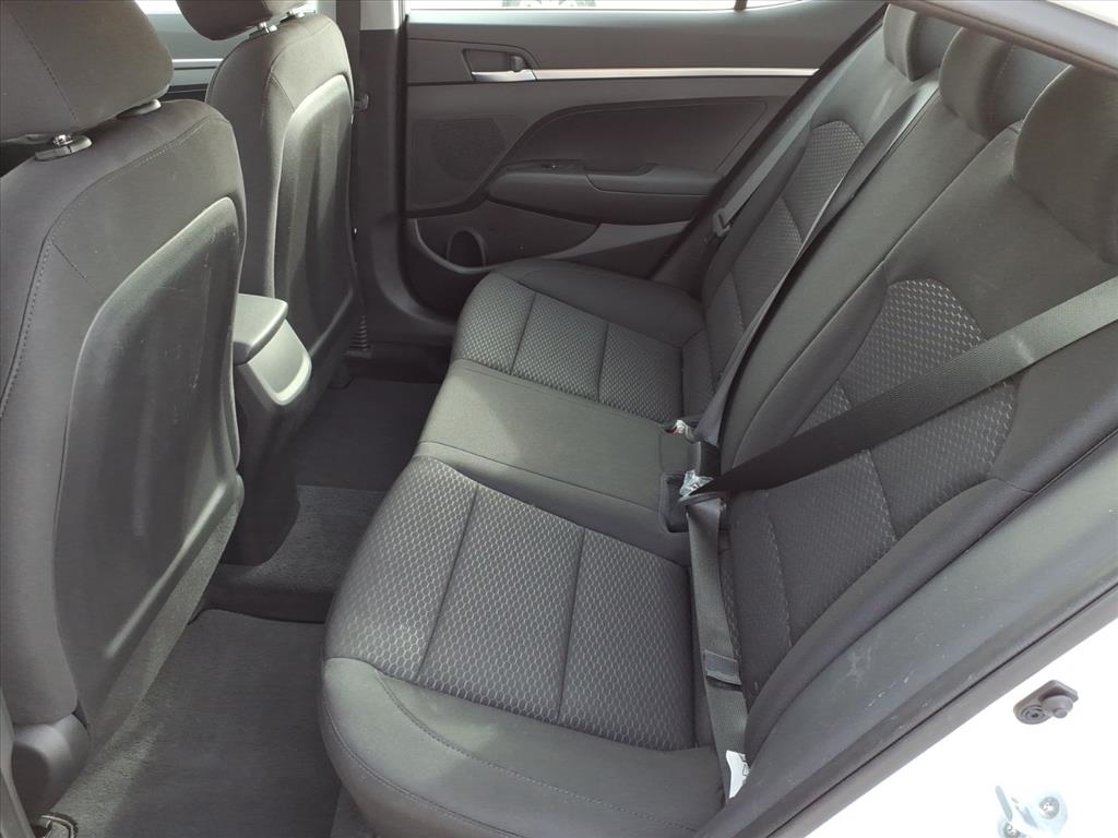 Hyundai Elantra SE 6M 2019