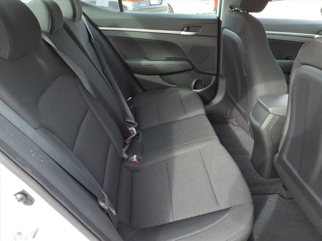 Hyundai Elantra SE 6M 2019