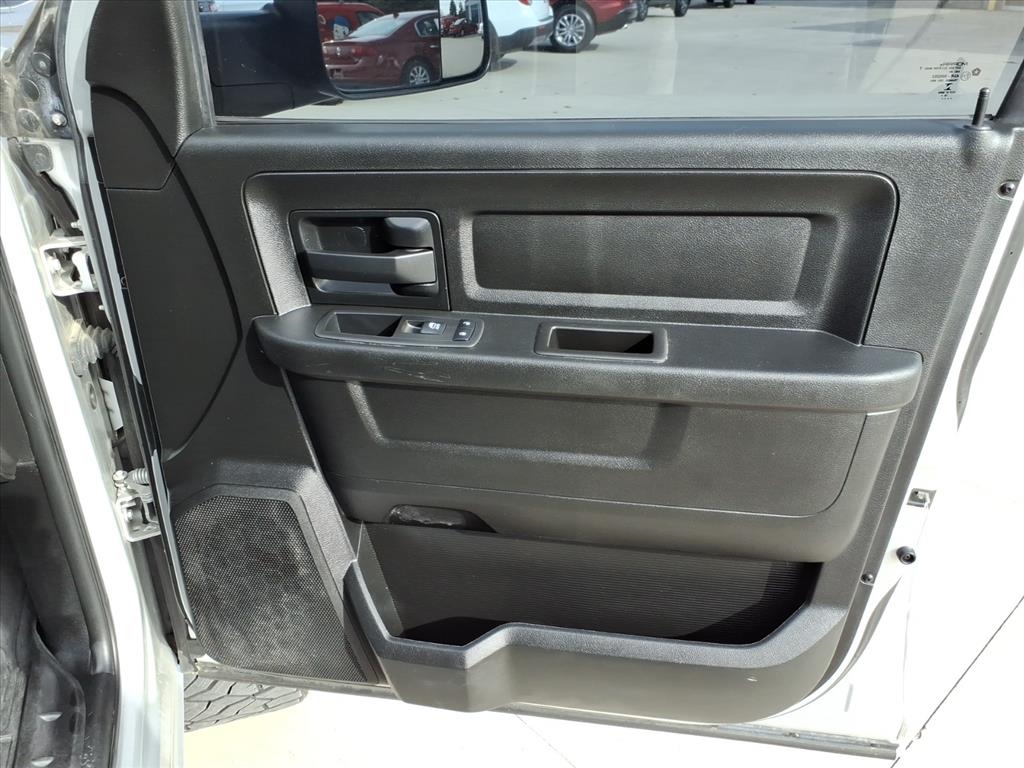 RAM 2500 Tradesman Crew Cab SWB 4WD 2018