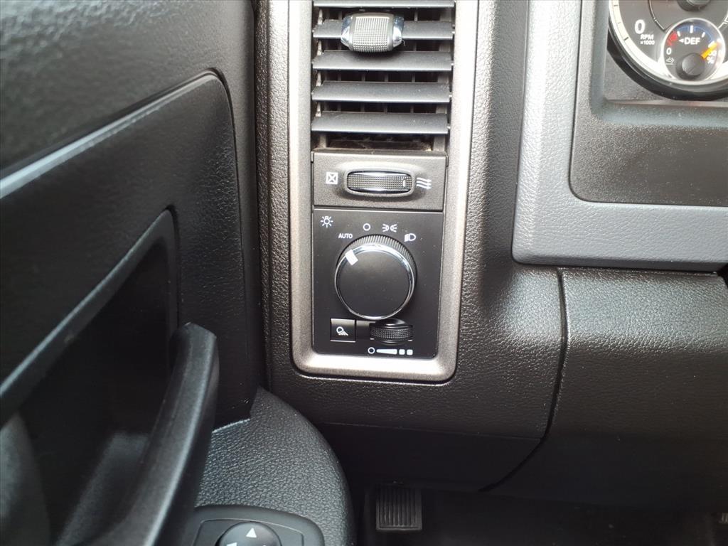 RAM 2500 Tradesman Crew Cab SWB 4WD 2018