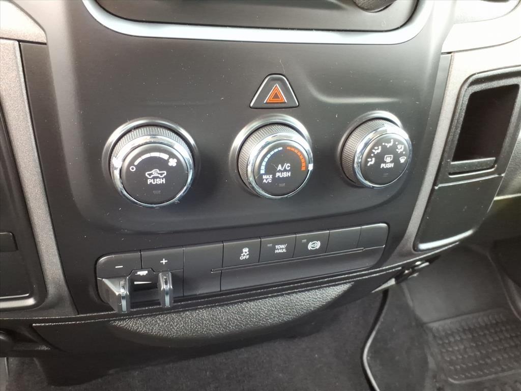 RAM 2500 Tradesman Crew Cab SWB 4WD 2018