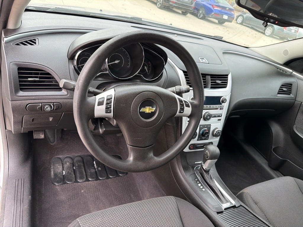 Chevrolet Malibu 1LT 2012