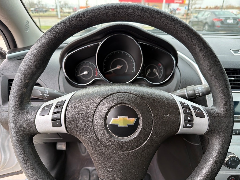 Chevrolet Malibu 1LT 2012