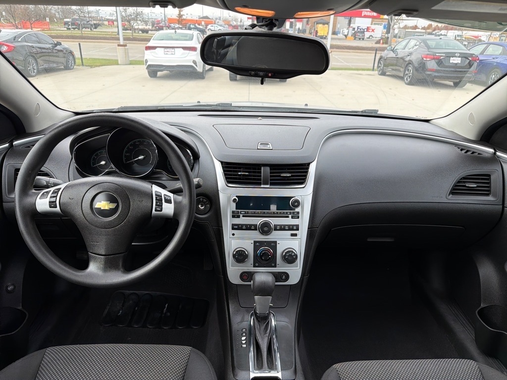 Chevrolet Malibu 1LT 2012