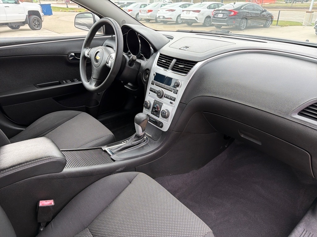 Chevrolet Malibu 1LT 2012