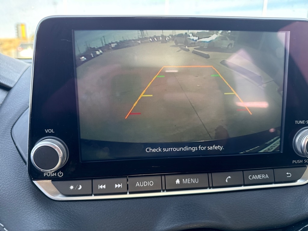 Nissan Sentra SV 2024