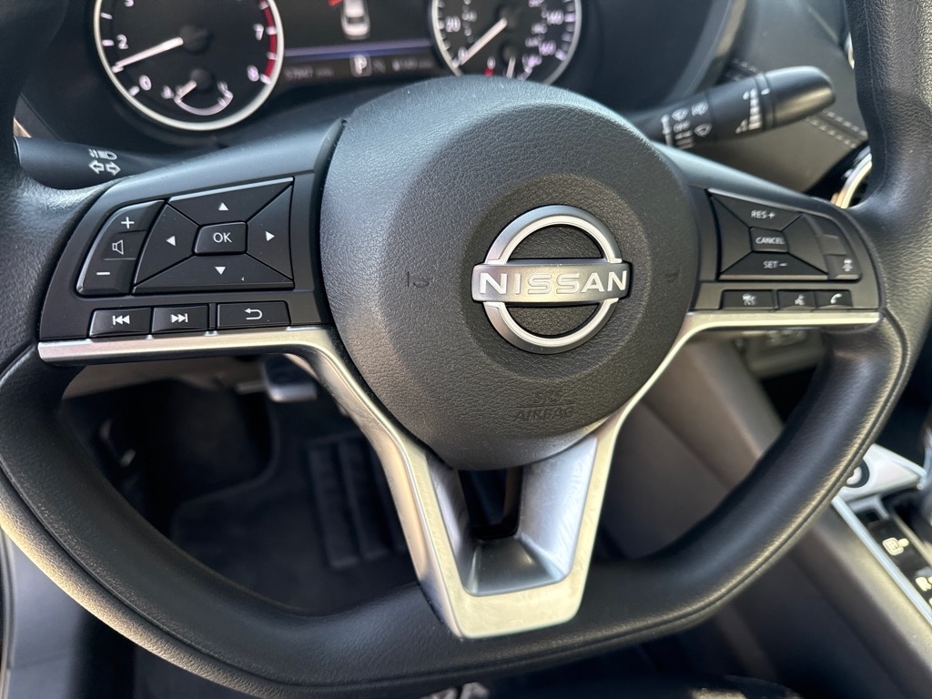 Nissan Sentra SV 2024