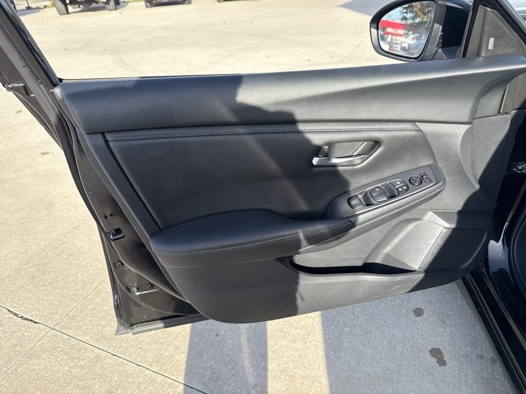 Nissan Sentra SV 2024