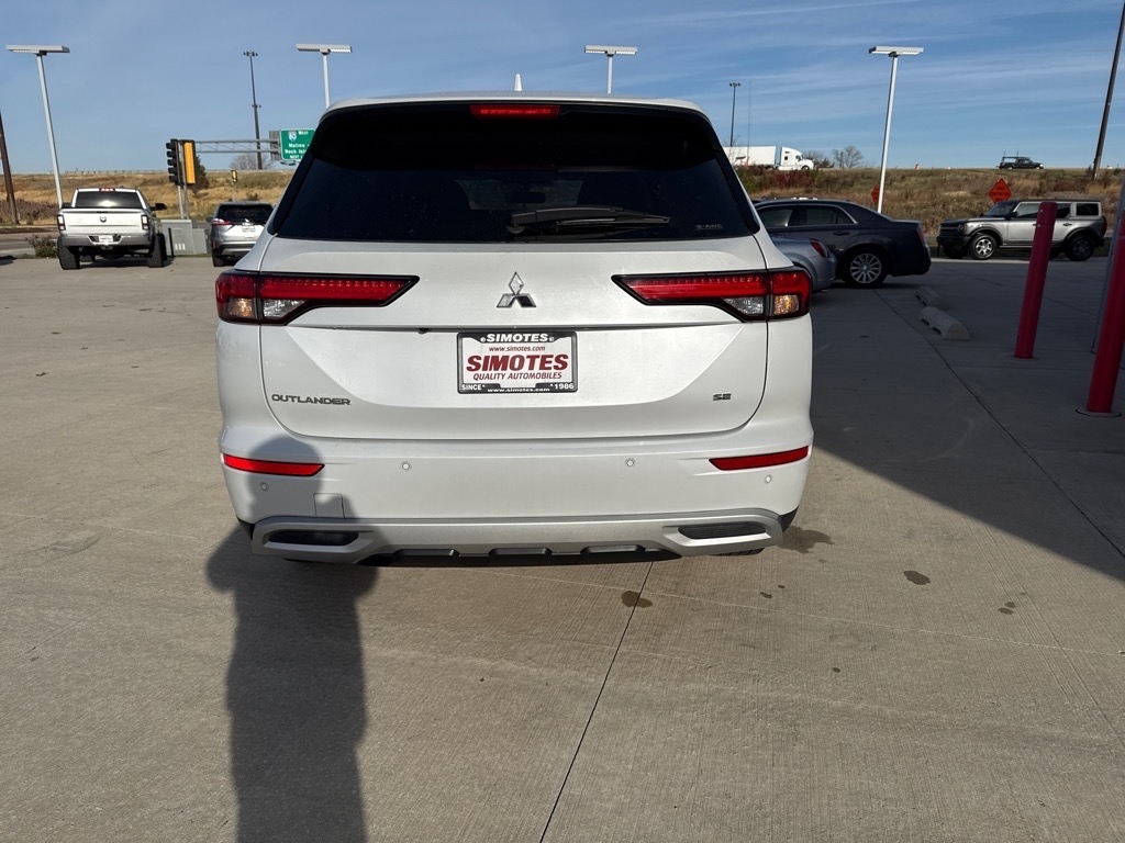 Mitsubishi Outlander SE 4WD 2024