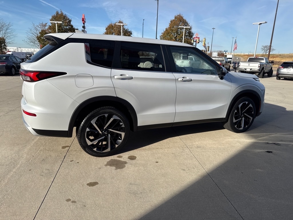 Mitsubishi Outlander SE 4WD 2024