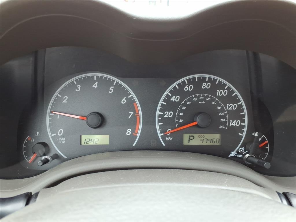 Toyota Corolla LE 4-Speed AT 2009