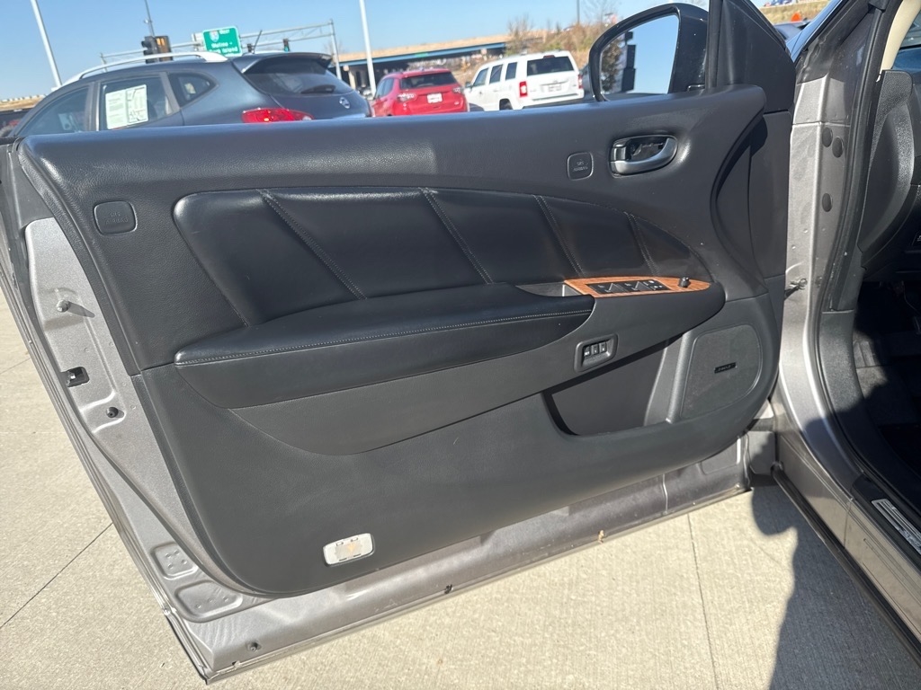 Nissan Murano AWD 2011