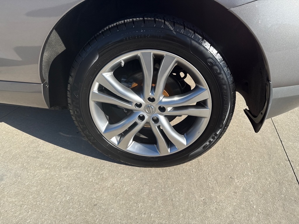 Nissan Murano AWD 2011