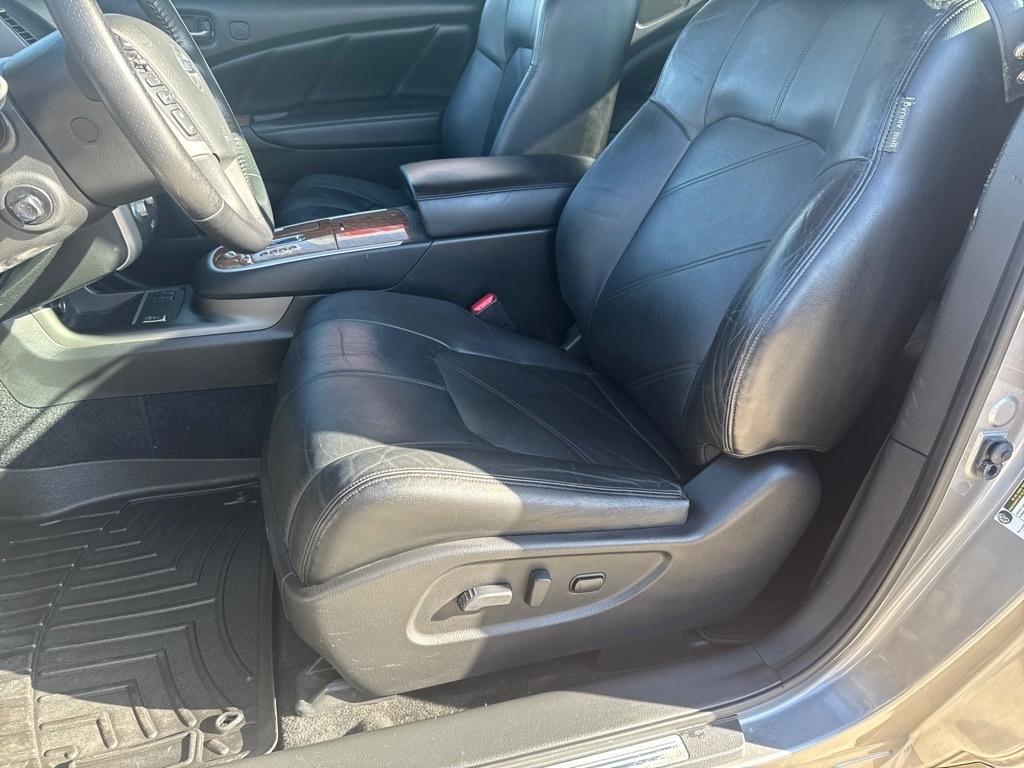 Nissan Murano AWD 2011