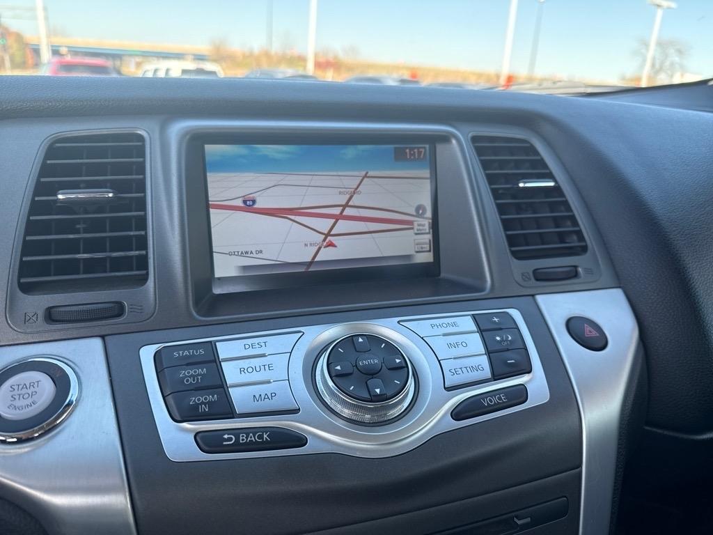 Nissan Murano AWD 2011