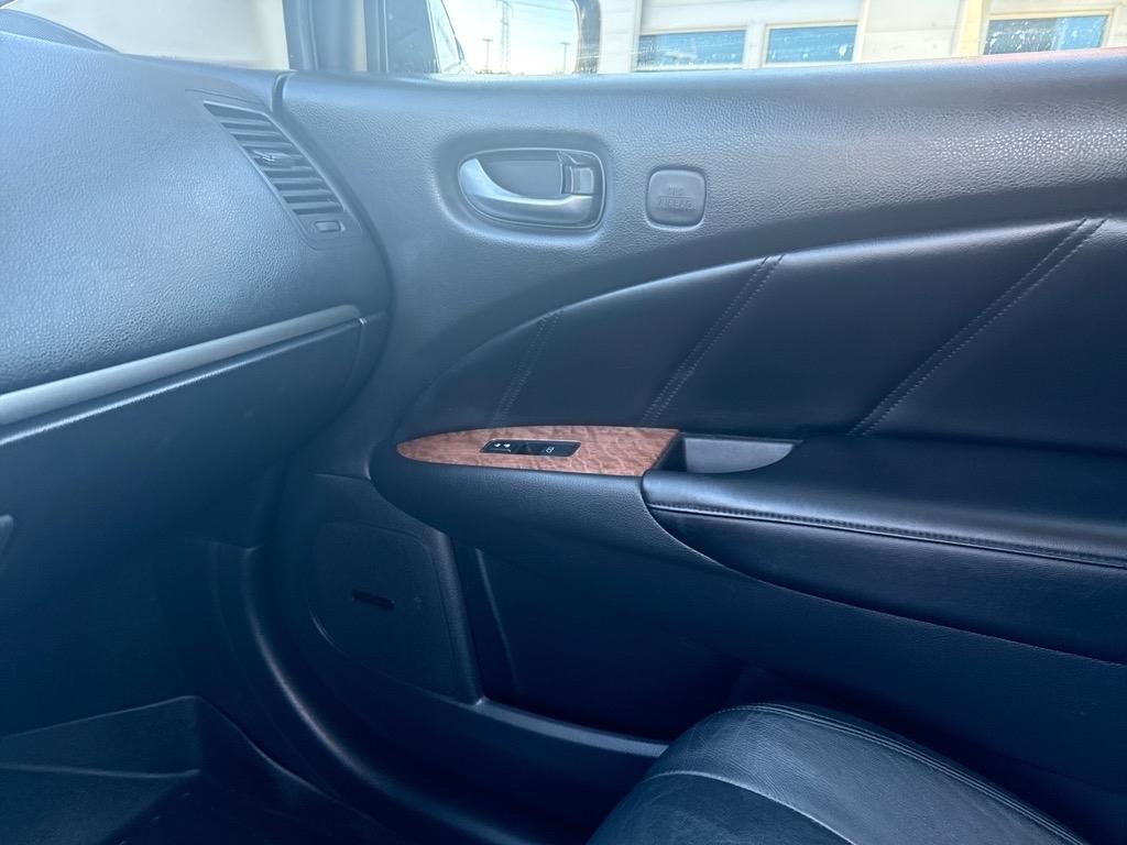 Nissan Murano AWD 2011