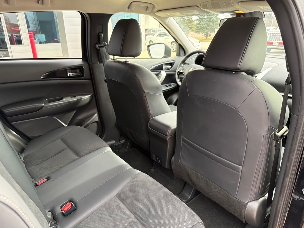 Mitsubishi Eclipse Cross SE AWD 2025