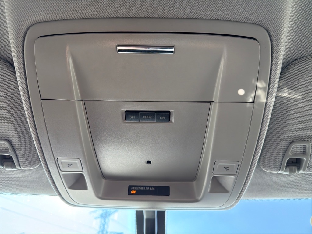 Chevrolet Silverado 1500 1LT Crew Cab 4WD 2014