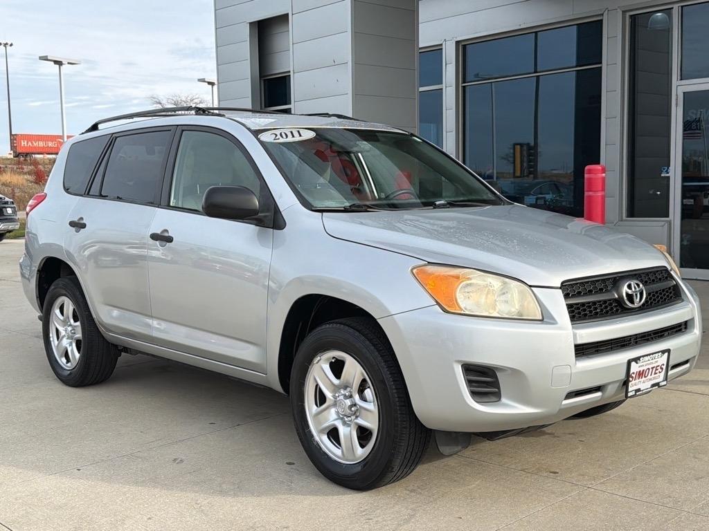Toyota RAV4 Base I4 2WD 2011