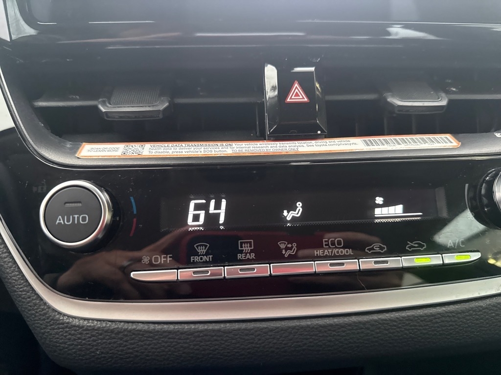 Toyota Corolla LE 2025