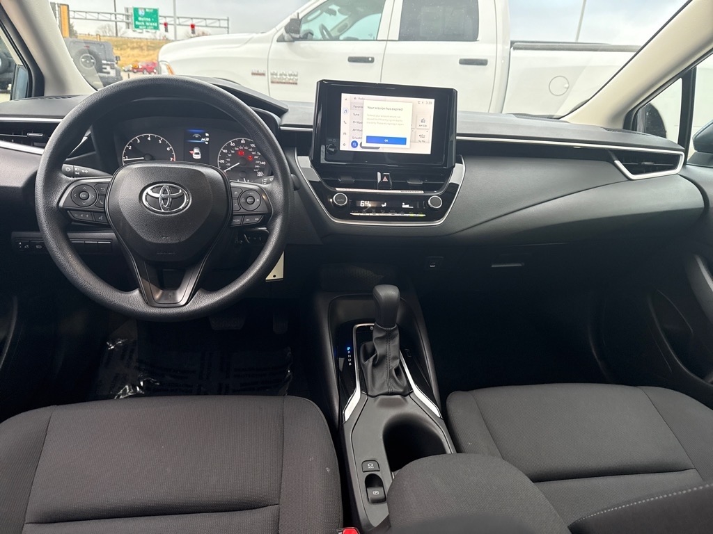 Toyota Corolla LE 2025