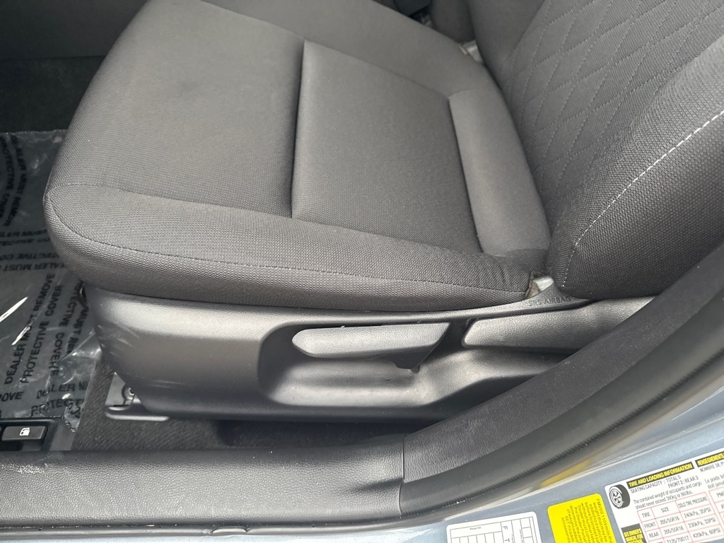 Toyota Corolla LE 2025