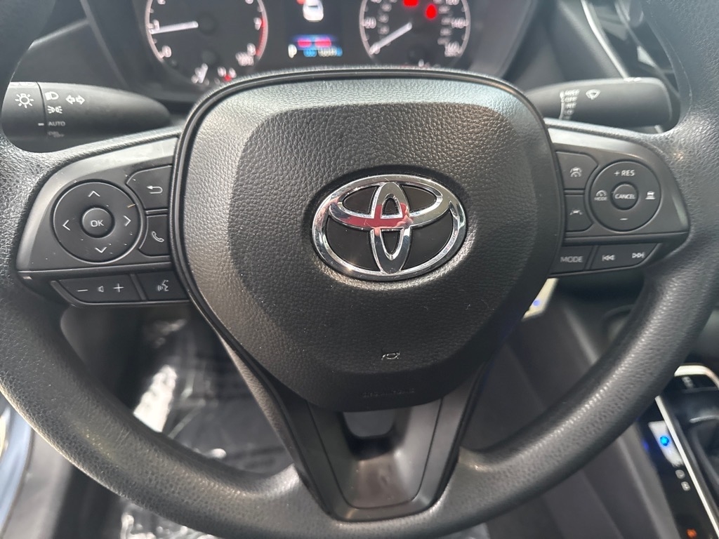 Toyota Corolla LE 2025