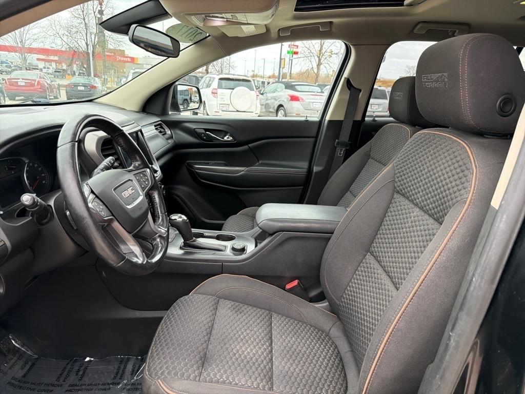 GMC Acadia All Terrain 1 AWD 2017