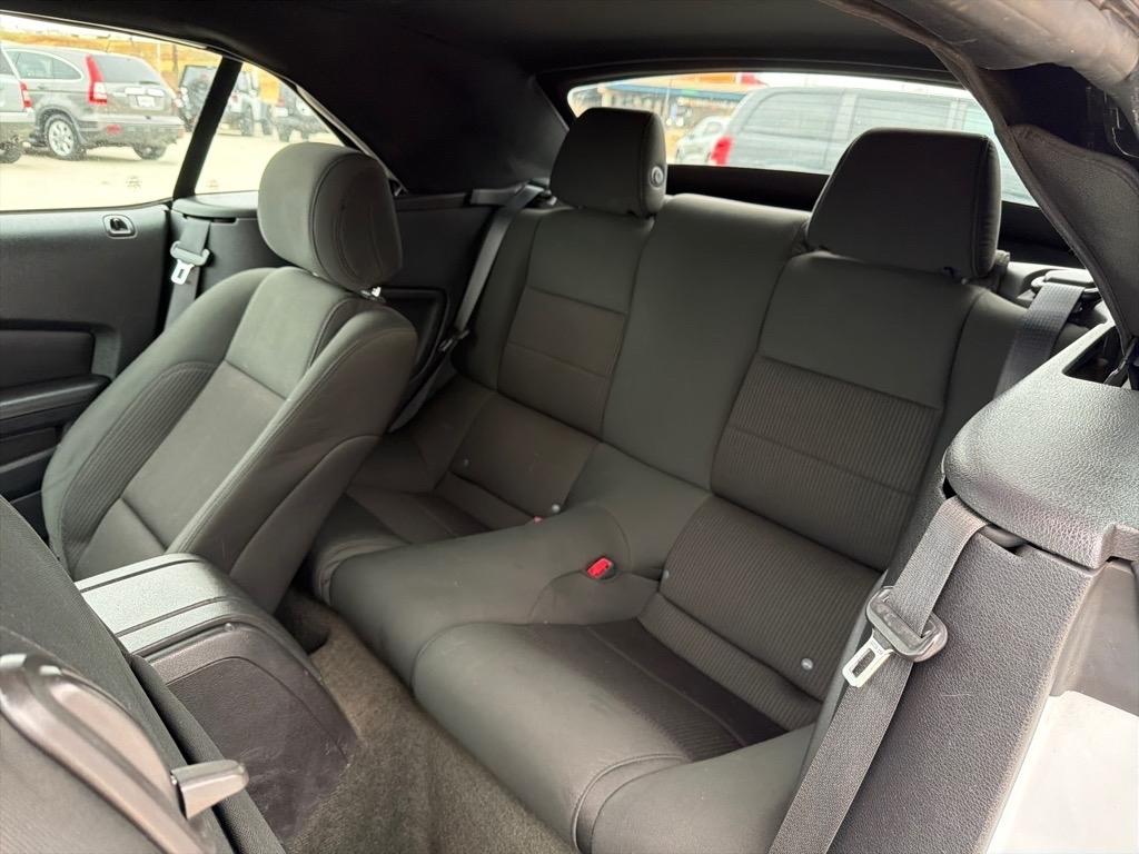 Ford Mustang V6 Convertible 2014