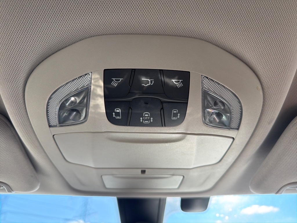 Chrysler Pacifica Touring Plus 2019