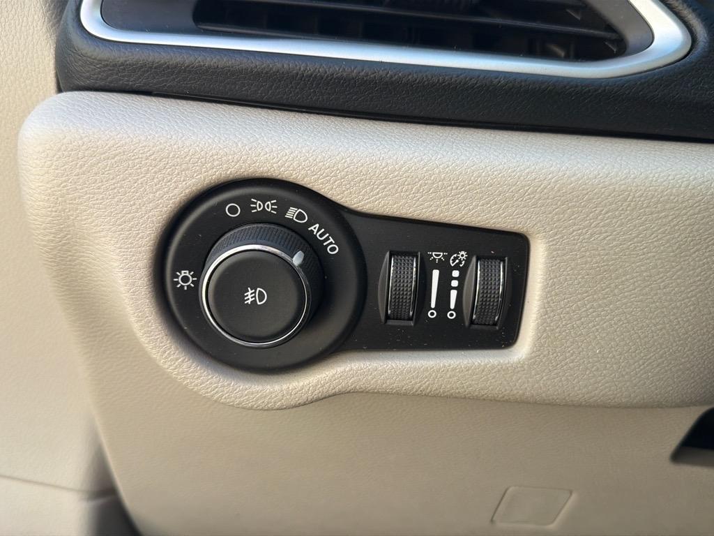 Chrysler Pacifica Touring Plus 2019