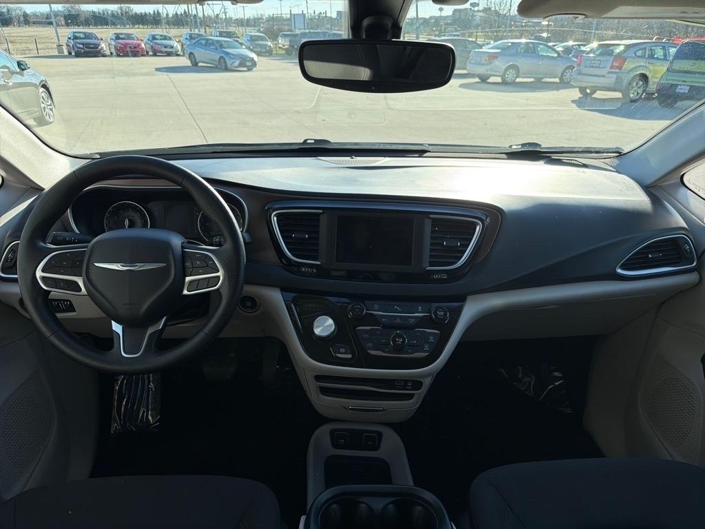 Chrysler Pacifica Touring Plus 2019