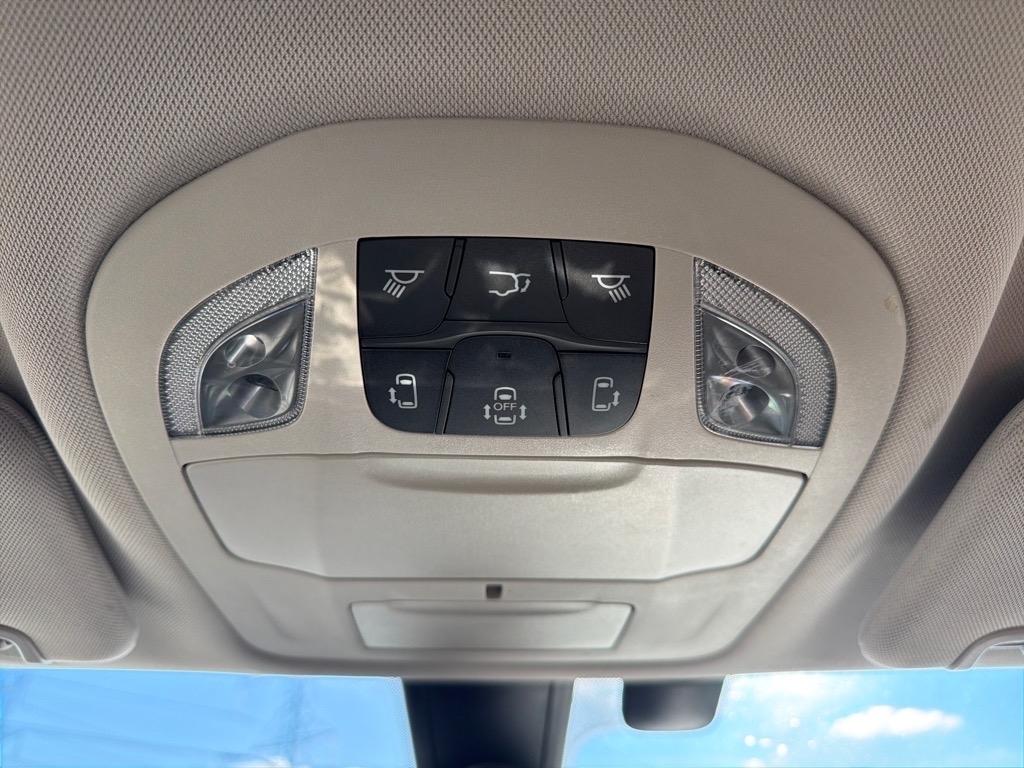 Chrysler Pacifica Touring Plus 2019