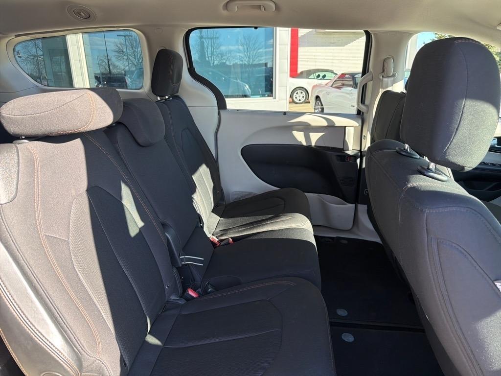 Chrysler Pacifica Touring Plus 2019