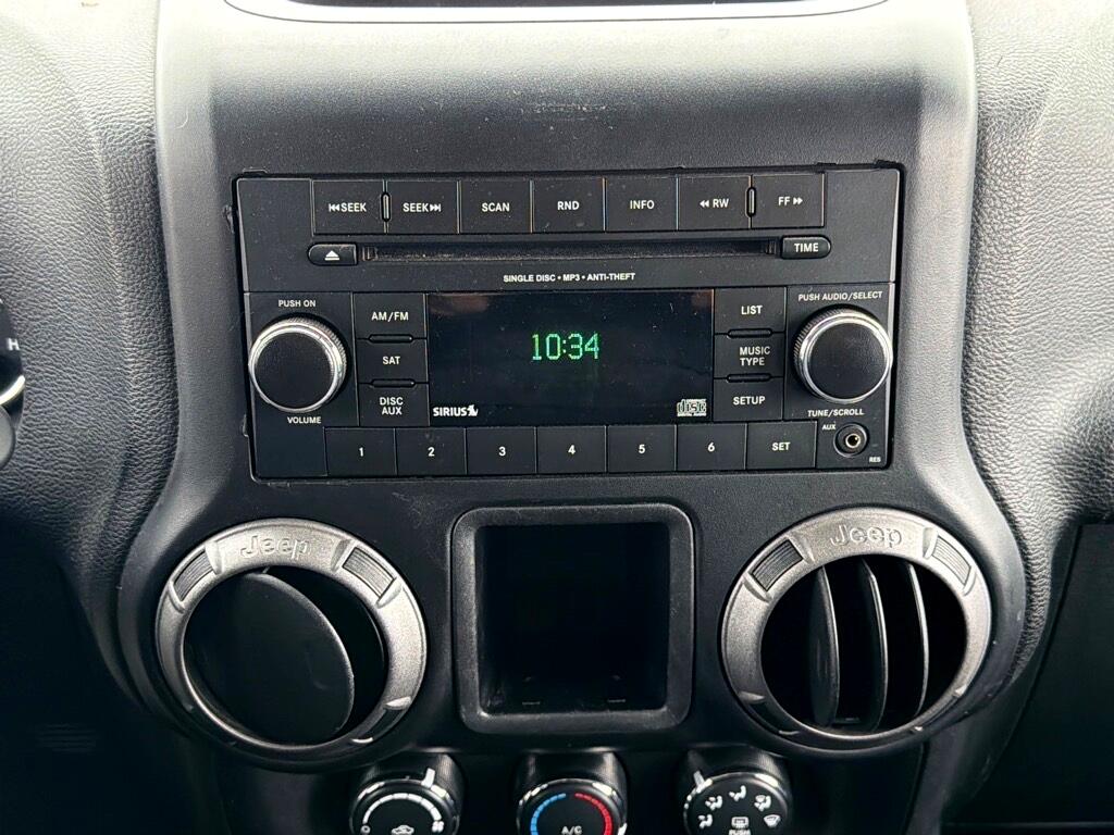 Jeep Wrangler Unlimited Sport 4WD 2015