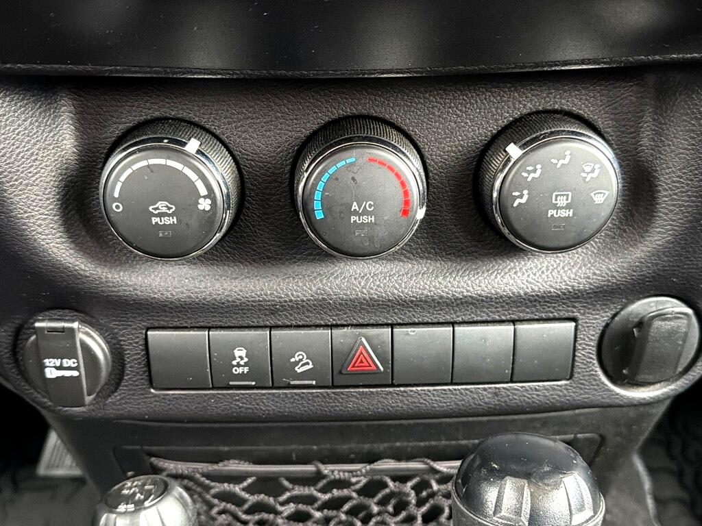 Jeep Wrangler Unlimited Sport 4WD 2015