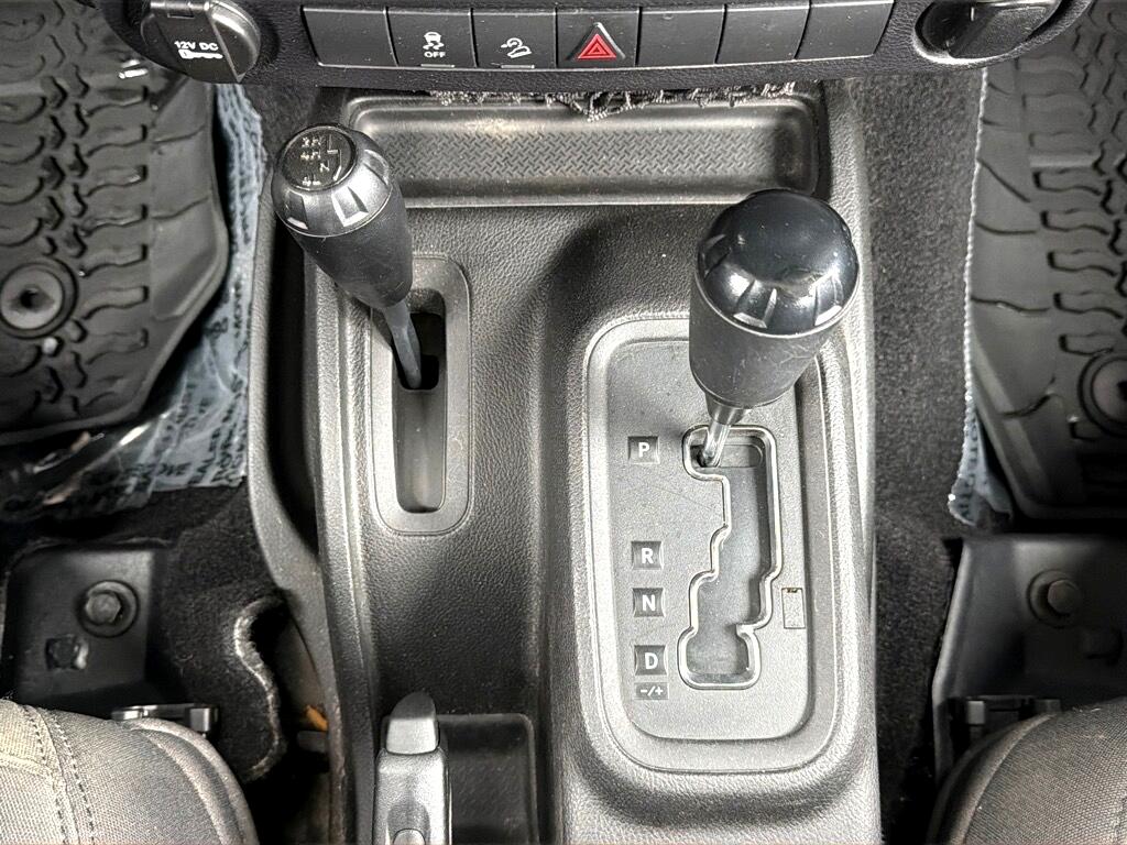 Jeep Wrangler Unlimited Sport 4WD 2015