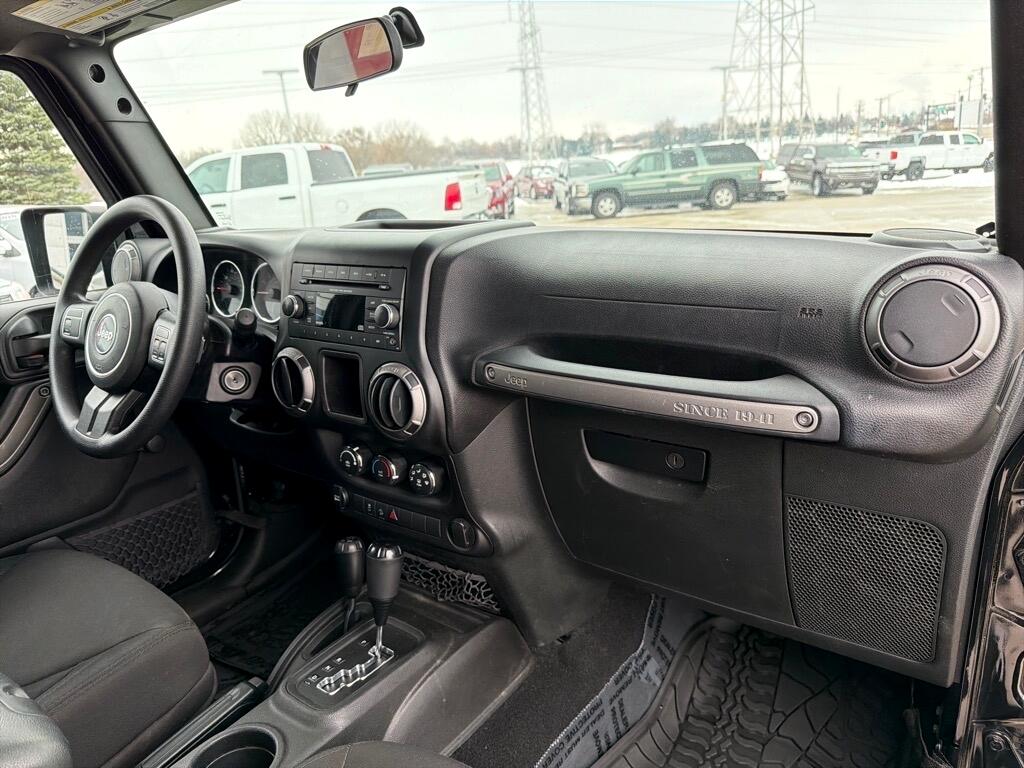 Jeep Wrangler Unlimited Sport 4WD 2015