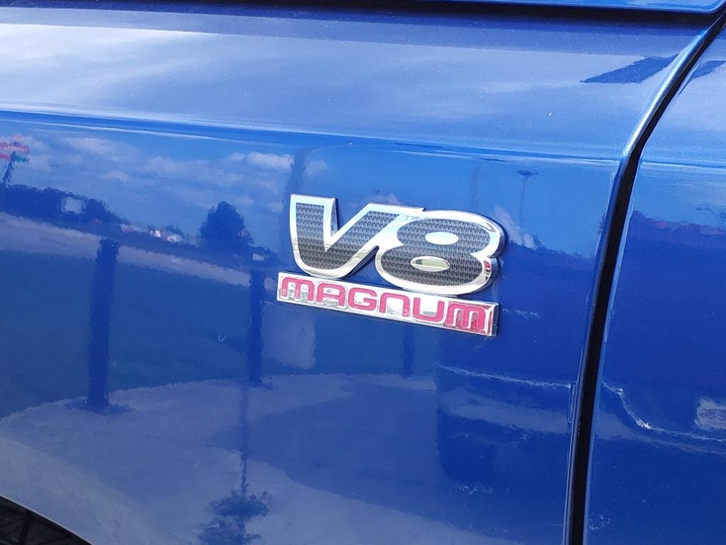 2011 Dodge Dakota SXT SLT photo 4