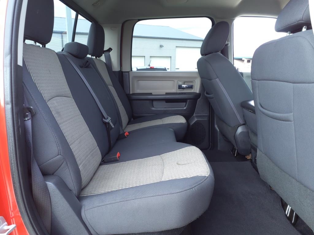 RAM 1500 Big Horn Crew Cab 4WD 2012