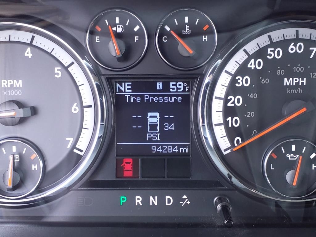 RAM 1500 Big Horn Crew Cab 4WD 2012