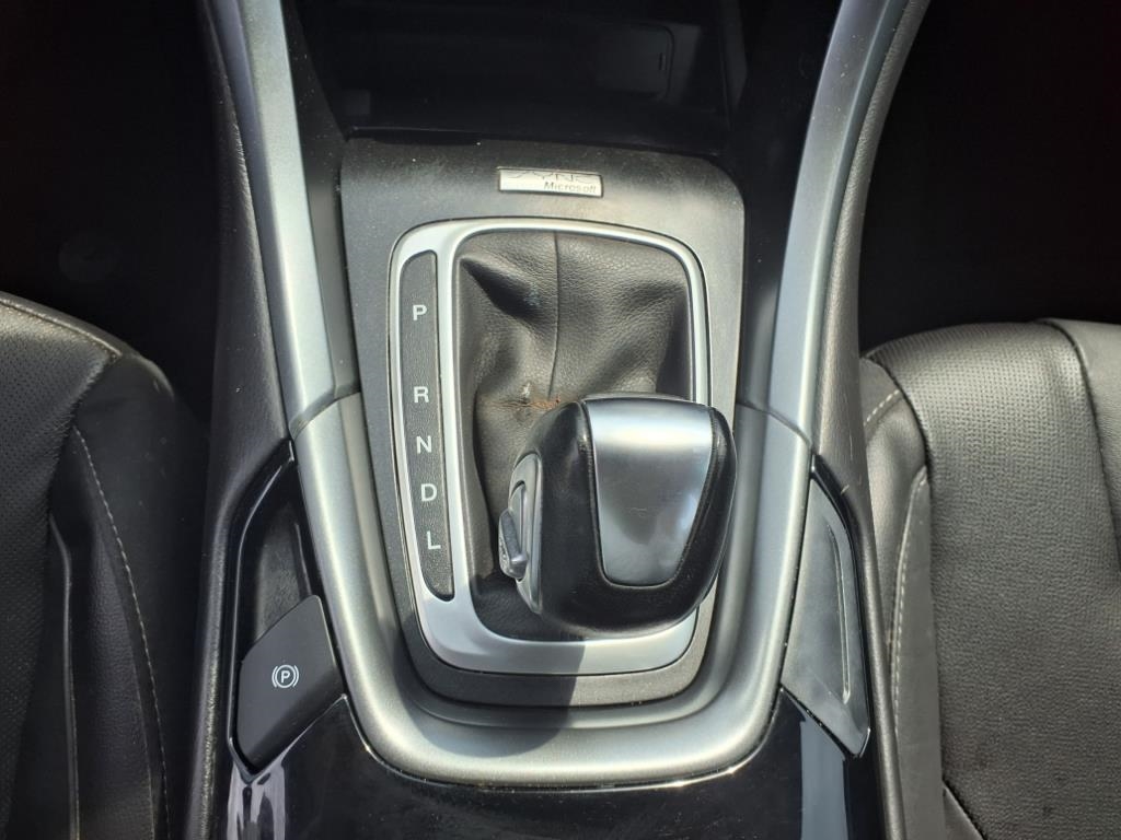 Ford Fusion Hybrid Titanium 2014