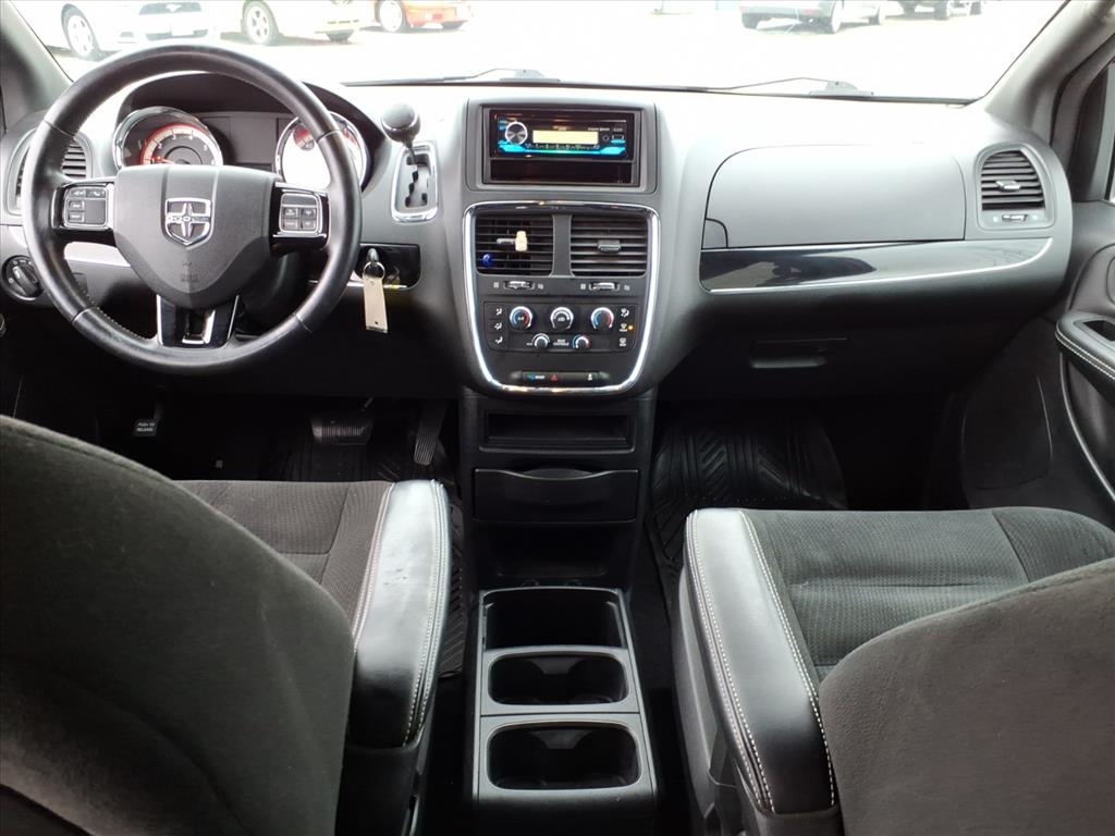 Dodge Grand Caravan SE 2015