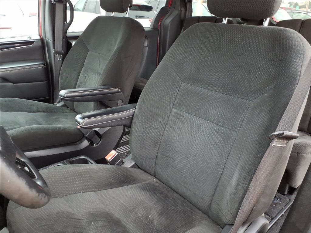 Dodge Grand Caravan SE 2015