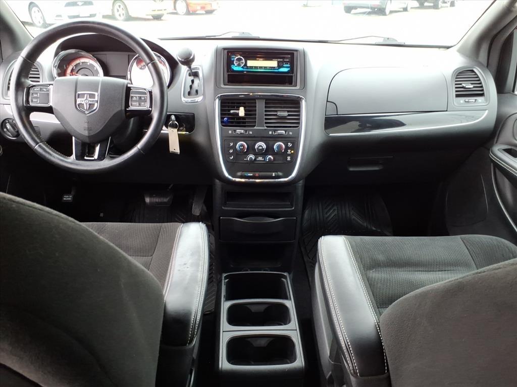 Dodge Grand Caravan SE 2015