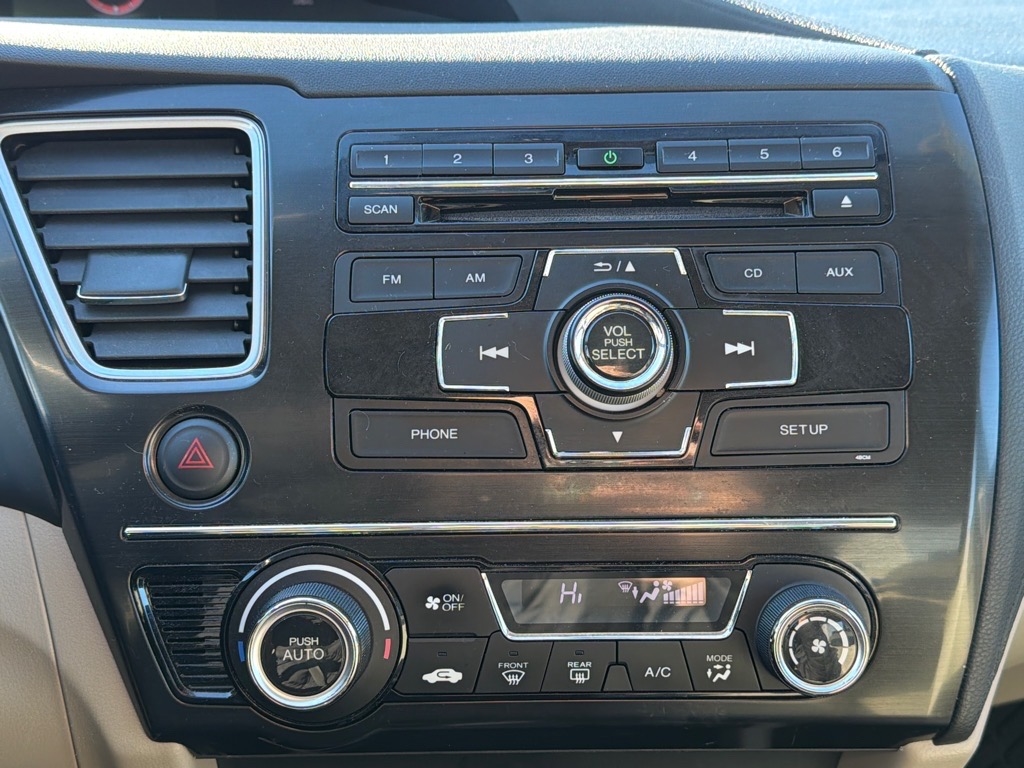 Honda Civic EX Sedan 5-Speed AT 2013